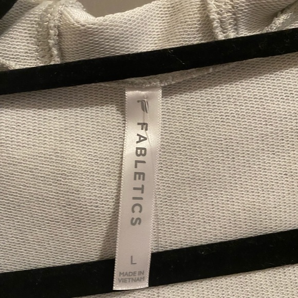 NWT FABLETICS ARIANA GREY HOODIE SIZE LARGE - Picture 9 of 9